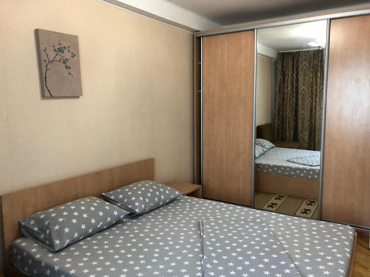 Kyiv Daily Rent Apartments On Bogdana Gavrilishina 10 Exterior foto