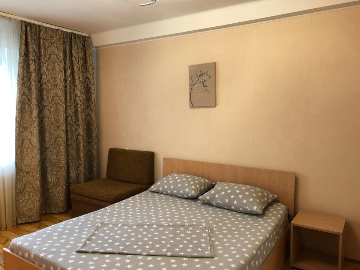 Kyiv Daily Rent Apartments On Bogdana Gavrilishina 10 Exterior foto